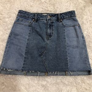 PacSun Block Patch Denim Skirt Cotton Raw hem size 25 Y2K